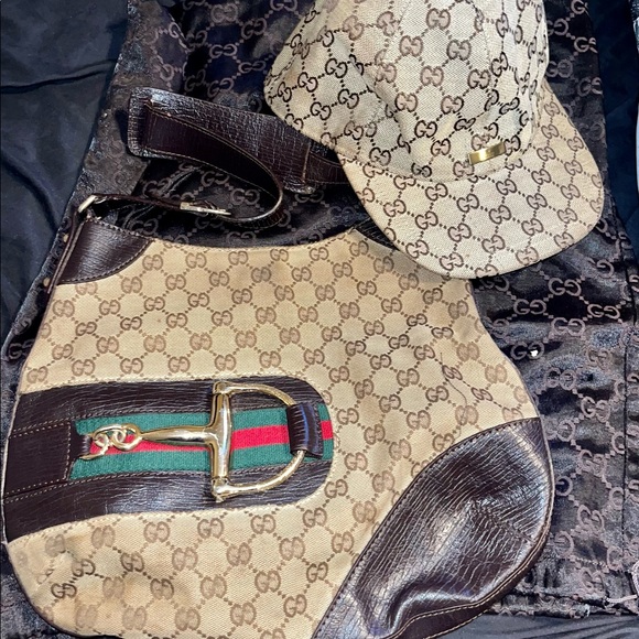 Gucci Bags Gucci Bag With Horseshoe Horsebit Poshmark